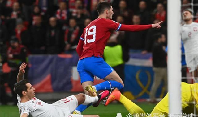 综合娱乐平台入口-广东宏远清晨状态回暖，志在足总杯名次提升，底气十足，训练强度明显提升(胜宏董事长陈涛简历)